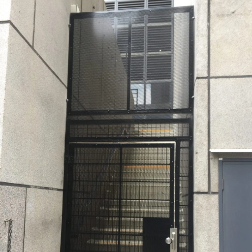 Gate fabrication stairs Gate fabrication stairs