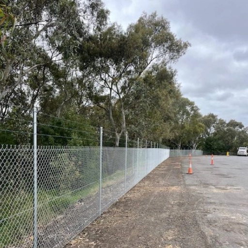 Perimeter fence on the side Perimeter fence on the side